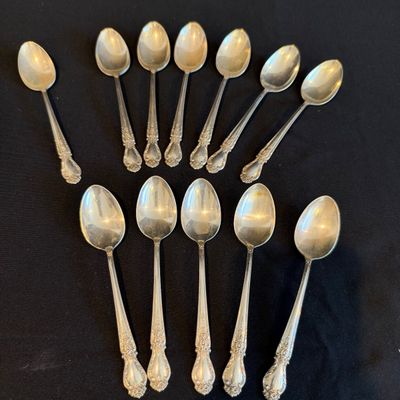 Large Set of International Sterling Brocade Flatware & Serving Pieces (K-RG)