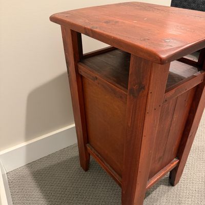 Rustic Wood Nightstand (BB-MG)