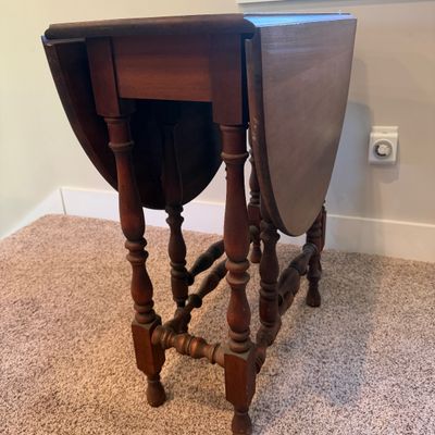 Oval Shaped Drop Leaf Gate Leg Table (UD-MG)