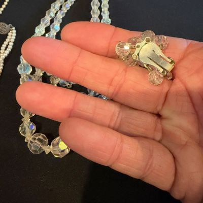 Vintage Costume Jewelry Collection incl. Rhinestones & Pearls Plus More (K-RG)