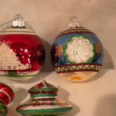 Shiny Brite Glass Christmas Ornaments w/Storage Box (BLR-JS)