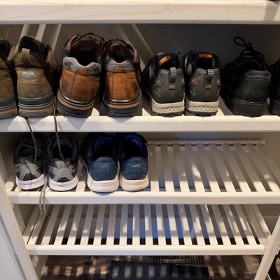 Men's Shoes Size 11 - Rockport, Skechers, Saucony, Dockers (PBC-RG)