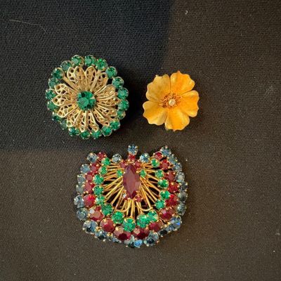 Vintage Costume Jewelry Collection incl. Rhinestones & Pearls Plus More (K-RG)