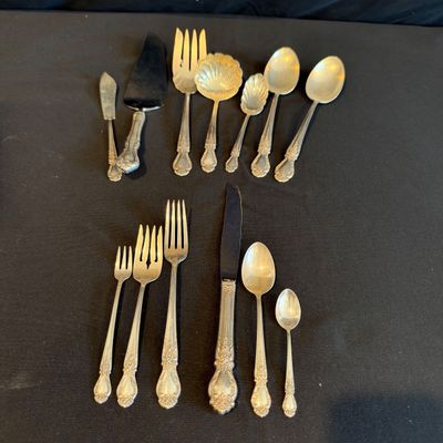 Large Set of International Sterling Brocade Flatware & Serving Pieces (K-RG)