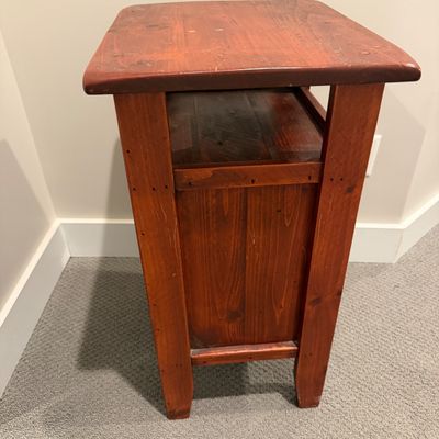 Rustic Wood Nightstand (BB-MG)
