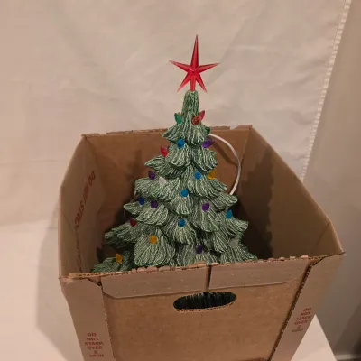 Ceramic Lighted Christmas Tree w/ Base (BLR-JS)