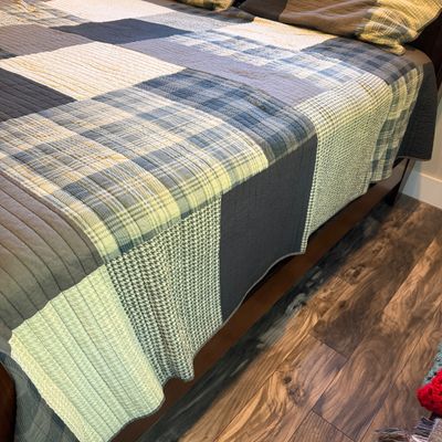 King Sized Woolrich Plaid Patchwork Quilt Bedspread & Pillow Shams (PB-MG)