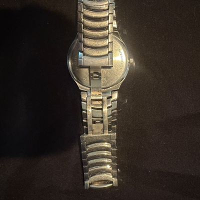 Bulova Quartz Wristwatch (PB-MG)