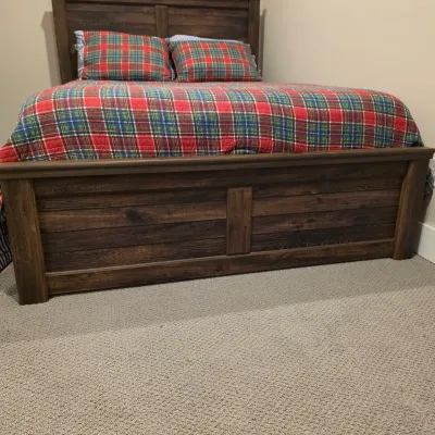 Rustic Dark Wood Queen Bed Frame w/Headboard & Footboard (BB-JS)