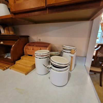 Sale Photo Thumbnail #329