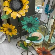 Sale Photo Thumbnail #34
