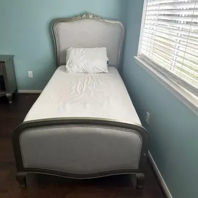 Upholstered Twin Bed W 2 Drawer Storage & Mattress 
