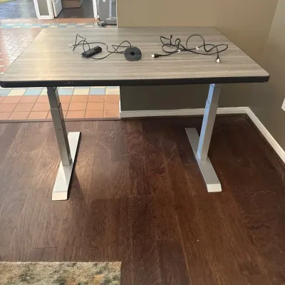 Workrite 2 Leg Sit Stand Electric Desk