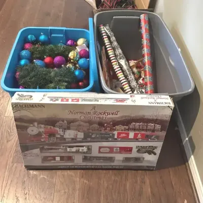 Holiday Decor & Norman Rockwell Train