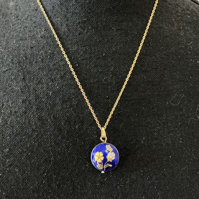 Vintage Gold-Tone Cloisonné Enamel Floral Pendant Necklace