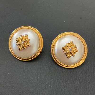 Vintage Gold Tone Faux Pearl & Rhinestone Starburst Button Earrings