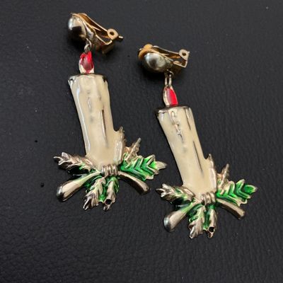 Vintage Christmas Candle Clip-On Dangle Earrings