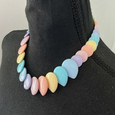 Pastel Color-Block Flat Disc Bead Collar Necklace
