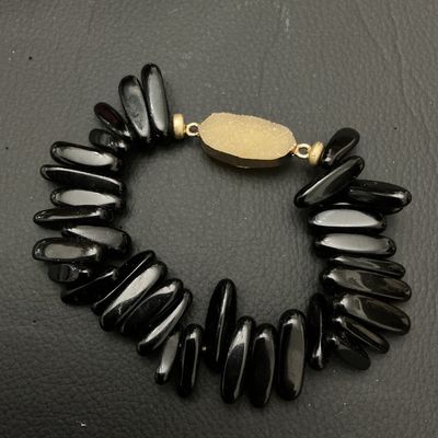 Kendra Scott Style Black Stick Bead Stretch Bracelet with Druzy Focal