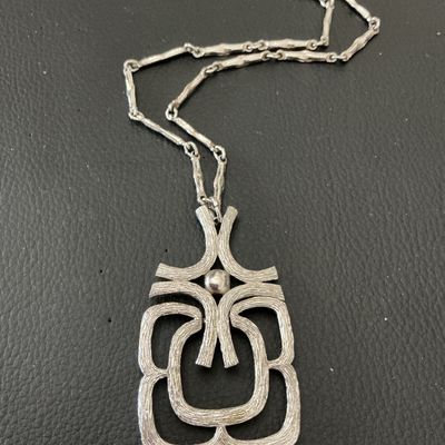 Vintage Mid-Century Modern Silver Tone Abstract Pendant Necklace