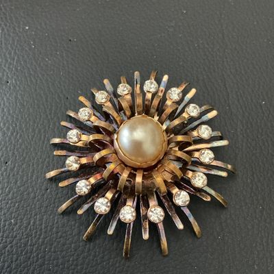 Vintage Faux Pearl and Rhinestone Starburst Brooch