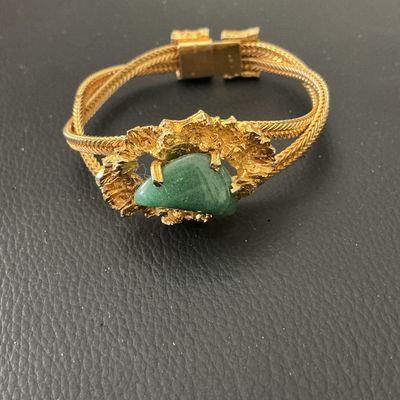 Vintage Gold Tone Rope Chain Cuff Bracelet with Green Stone Centerpiece