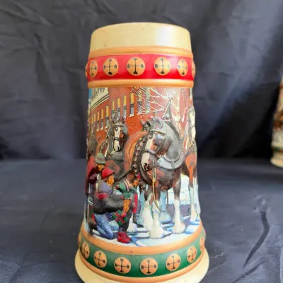 Vintage 1993 Budweiser Holiday Beer Stein “hometown Holiday “