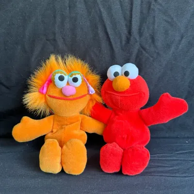 Vintage 1997 Tyco Sesame Street Beans Elmo & Zoe Plush Beanbag