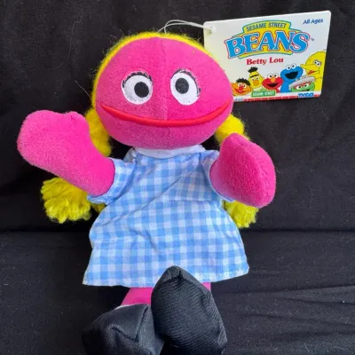 Vintage 1997 Tyco Sesame Street Beans Betty Lou Plush Bean Bag