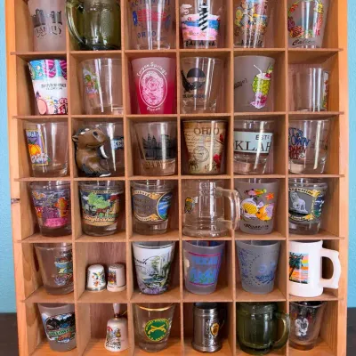 Vintage Wooden 36-slot Shot Glass Display Case Rack &souvenir Collection 