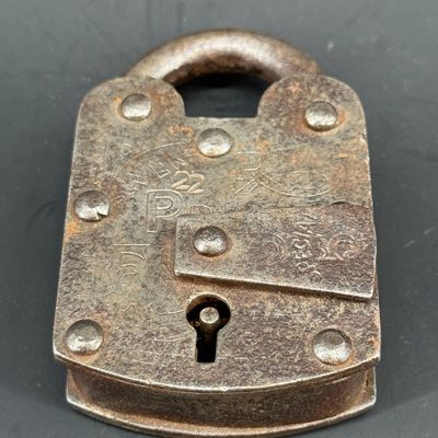 Sale Photo Thumbnail #512