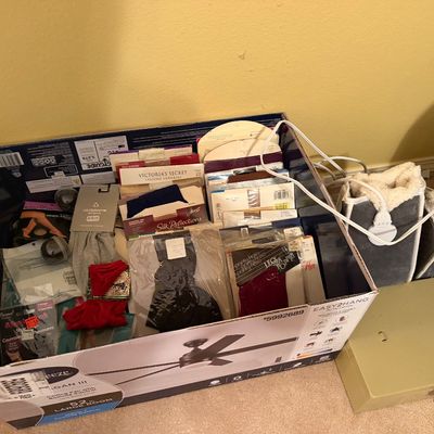 Sale Photo Thumbnail #595