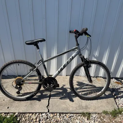 Sale Photo Thumbnail #673