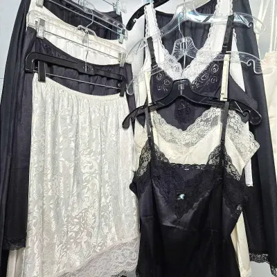 Vintage Lingerie Slips/Tops: Wondermaid, Deena, Warner’s & More (38,L)