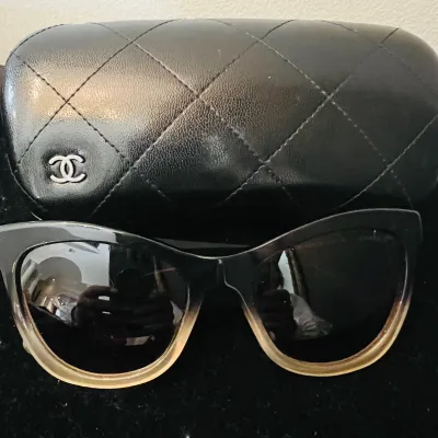Sale Photo Thumbnail #715