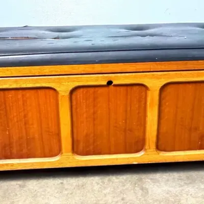 MCM Lane Cedar Chest Storage Bench