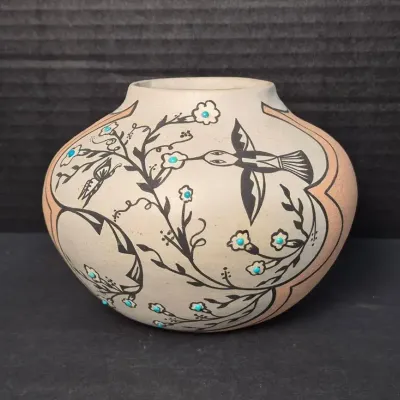 Angelina Modina Acoma Pueblo Hummingbird Pot