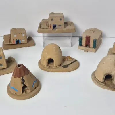 Incienso de Santa Fe Adobe Pueblo Incense Burners