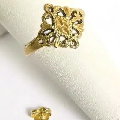10K Gold Openwork Ring, Size 7.25 & 14K Gold Earring Backing