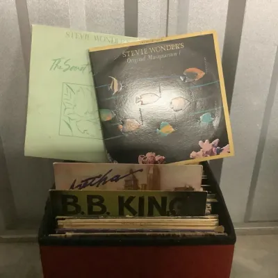 Estate sale photo