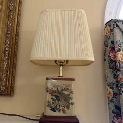 Sale Photo Thumbnail #21: Peacock porcelain table lamp on a carved wood base