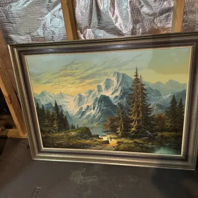 Estate sale photo