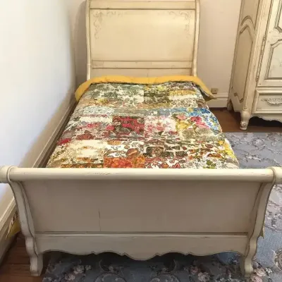 Thomasville Twin Sleigh Bed Frame 