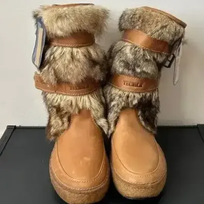 Tecnica Boots W/Geniune Fur & Vintage Alpine Sorel Women's Snow Boots, Size 10, Never Worn