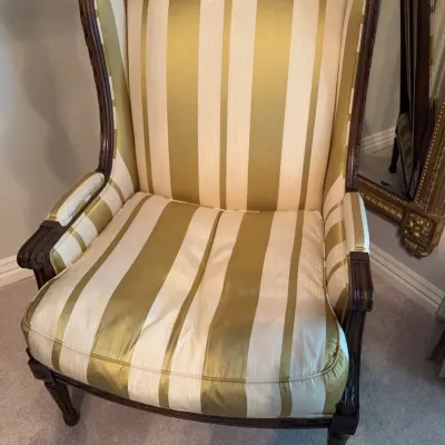 Sale Photo Thumbnail #112: Henredon Chair