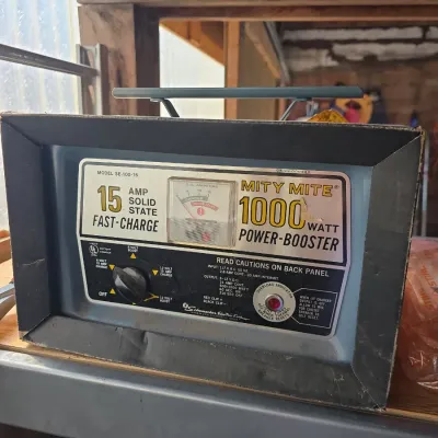 Sale Photo Thumbnail #128: Vintage Schumacher Mity Mite 1000-watt power booster and 15 amp solid-state battery charger, model SE-100-15.