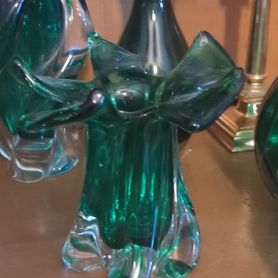 Sale Photo Thumbnail #462: Mid-Century Modern Emerald Green Cased Glass Vase