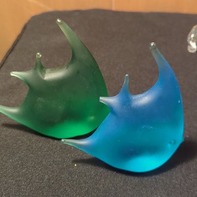 Sale Photo Thumbnail #247: Vintage Murano Style Frosted Art Glass Fish Figurines