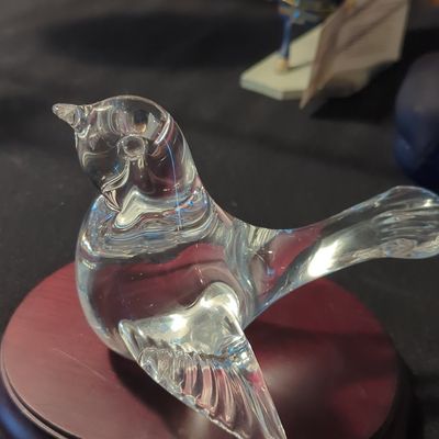 Sale Photo Thumbnail #75: Baccarat Crystal Bird Figurine