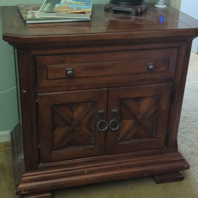 Sale Photo Thumbnail #58: Pair of Traditional Style Wooden Nightstand with Cabinet